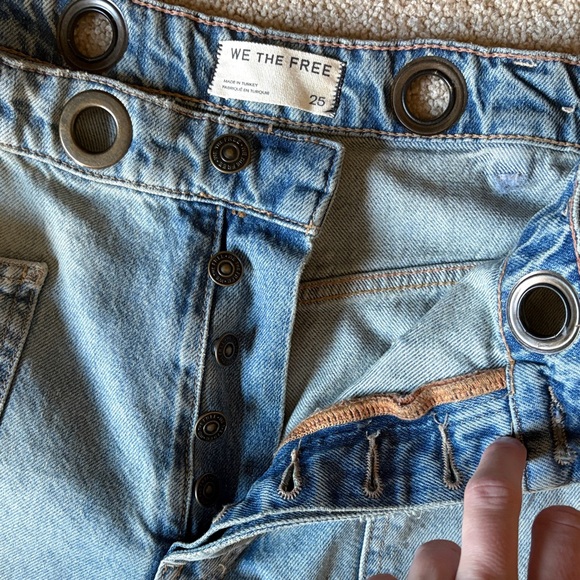 Free People We The Free Moxie Low-Slung Pull-On Barrel Jeans size 25 - Picture 8 of 13